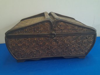 Bamboo Lidded Storage Box