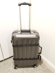 Rolling 4 Wheel Hardcase Suitcase