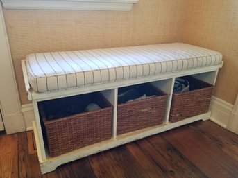 Wood Entryway Mud Room Bench With Cushion & Three Storage Slots With Baskets