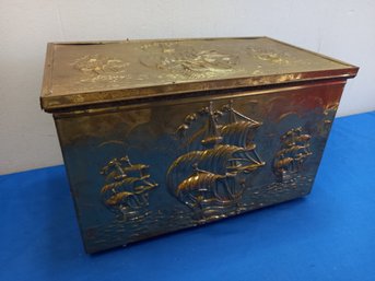 Sailboat Metal/wood Box