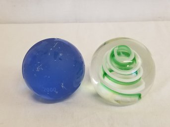 Green Spiral Swirl Glass Paperweight And Blue World Globe Millineum 2000 Glass Paperweight