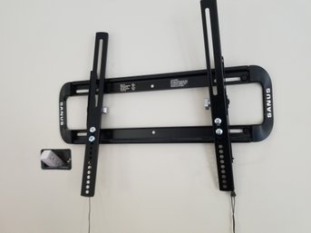 Sanus TV Wall Mount Bracket Model VMT5 A/V