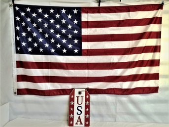 Nylon American Flag With Grommets And USA Wall Hanging