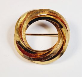 Vintage Gold Tone Circle Pin/ Brooch