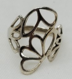 Vintage Sterling Silver Size 6 Floral Design Ring ~ 2.18 Grams