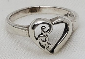 Vintage Sterling Silver Size 3 Heart Ring ~ 1.49 Grams