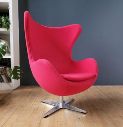 Modern Arne Jacobsen Style Swivel Egg Chair