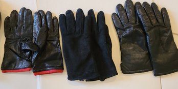 Two Pairs Of Ladies Leather Gloves, Sermoneta And Grandoe And Suede Brooks Brothers Gloves
