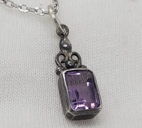 Sterling Silver 22' Chain With An Antique Victorian Petite Amethyst Pendant ~ 2.75 Grams