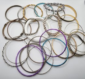 Lot Of 28 Vintage Bracelets