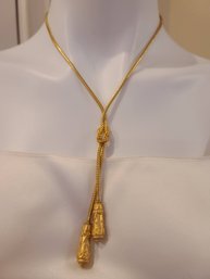 Gorgeous Hercules Knot Gold Necklace - Very Well Made