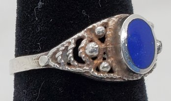 Sterling Silver Size 5 Ring With Blue Stone ~ 1.40 Grams