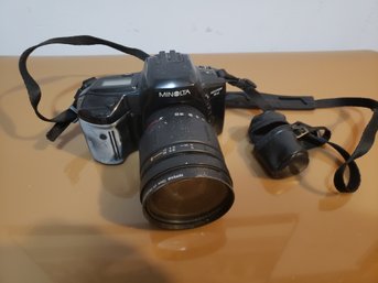 Vintage Minolta 5Xi Camera