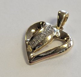 10K Yellow Gold Heart Pendant With Princess Cut Diamonds