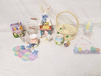 Here Come's Peter Cottontail - Easter Decor Assortment