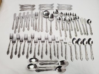 Vintage Rogers Co Stainless Steel Flatware - Lace Pattern