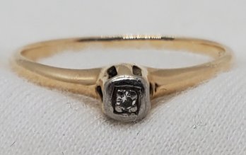 Lovely Size 8 14K GOLD & Diamond Promise Ring ~ 2.04 Grams