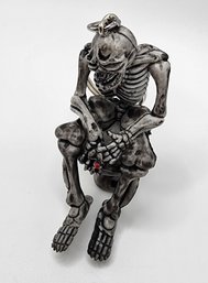 Cool Skeleton Sitting On Toilet Keychain