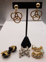 Four Pairs Of Vintage Clip On/screw Back Earrings