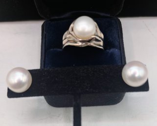 Gorgeous Cultured Pearl Ring  Matching Earrings Stamped Israel .925 Sterling