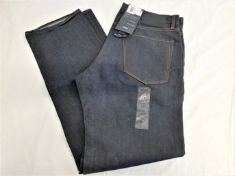 NEW Men's Hugo Boss Dark Wash Straight Leg, Regular Fit Jeans Size 36 X 32