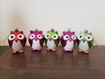 5 Plastic Owl Ornaments