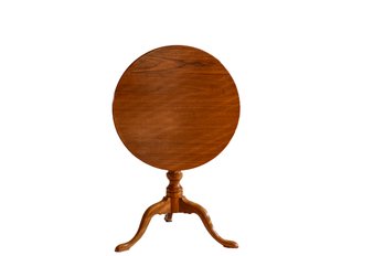 QUEEN ANNE TILT TOP MAPLE TEA TABLE