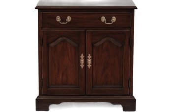 2 Of 2 HINKEL HARRIS VIRGINIA GALLERIES FURNITURE MAHOGANY NIGHT STAND