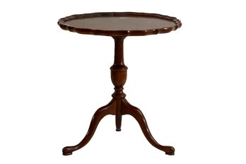 MID-CENTURY MODERN ENGLISH MAHOGANY 'PIE CRUST' ROUND TABLE