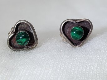 Vintage Sterling Silver Native American Heart Malachite Earrings ~ 0.65 Grams