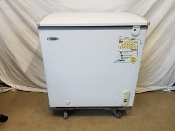 Haier 5.0 Cu. Ft. Compact Chest Freezer HCM05oJA