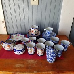 Mixed Lot Of Japanese Porcelain