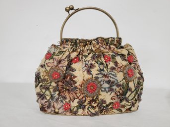 Pretty Retro Beaded Tapestry Ladies Purse Handbag