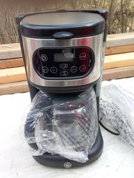 Never Used New GE 12 Cup Coffee Maker