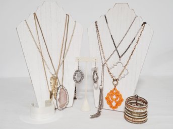 Really Nice Assortment Of Great Women's Fashion Jewelry - Necklaces, Earrings & Bracelets