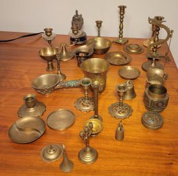 Entire Brass Collection Group #3.          -                  -            -             Loc:Hall Closet Bag