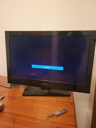 Insignia 31' Flat Screen Tv. Tested And Working.