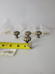 32mm Solid Brass Cabinet Knobs Antique Brass Finish (41690)