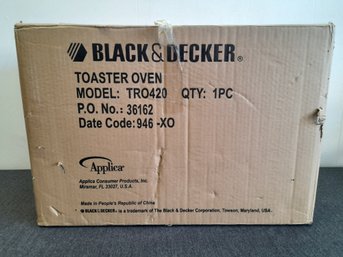 Black & Decker Toaster Oven New In Box