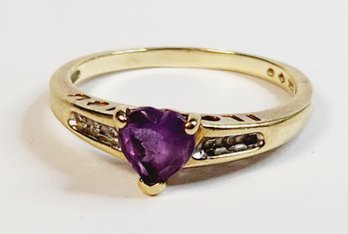 WOW....10k Yellow Gold 'I Love You ' Amethyst Heart Stone Ring