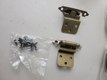 3/8' Self Closing Hinges In Antique Brass Finish 20 Sets Of 2 Each