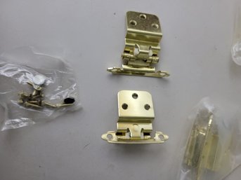 5 Sets 3/8' Self Closing Hinges In Polished Brass