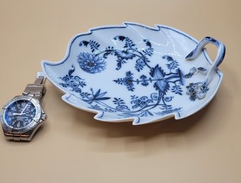 Meissen Blue Onion Candy Dish.-              -                  -                 -           Loc: BHS1