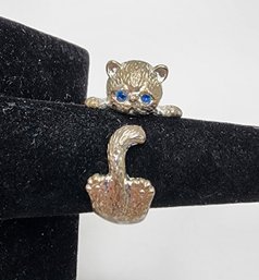 Adorable Blue Eyed Cat Ring In Silvertone