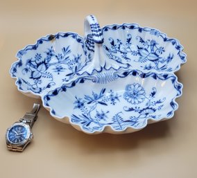 Meissen- Antique 3 Lobbed Serving Piece.  Blue Onion Pattern.   -            -    -        -        - Loc:BHS4