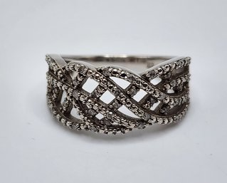 Elegant Sterling Silver Ring