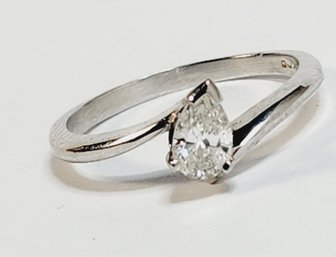 14k White Gold Modern Design Diamond  Ring