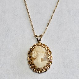 14k Cameo Pendant With Chain Hand Carved