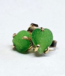 14K Yellow Gold Green Stone Heart Earrings Heavy Setting And Backs