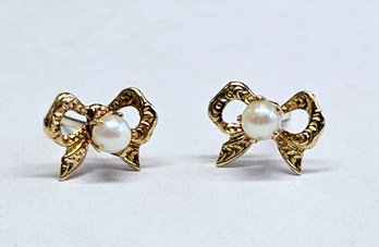 14k Yellow Gold Pearl Bow Style Earrings Post Backs